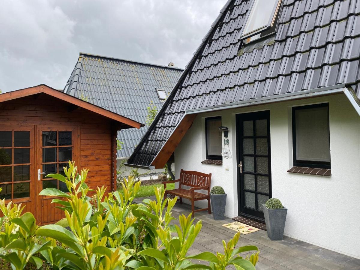 Ferienhaus Robbe Dorum Esterno foto