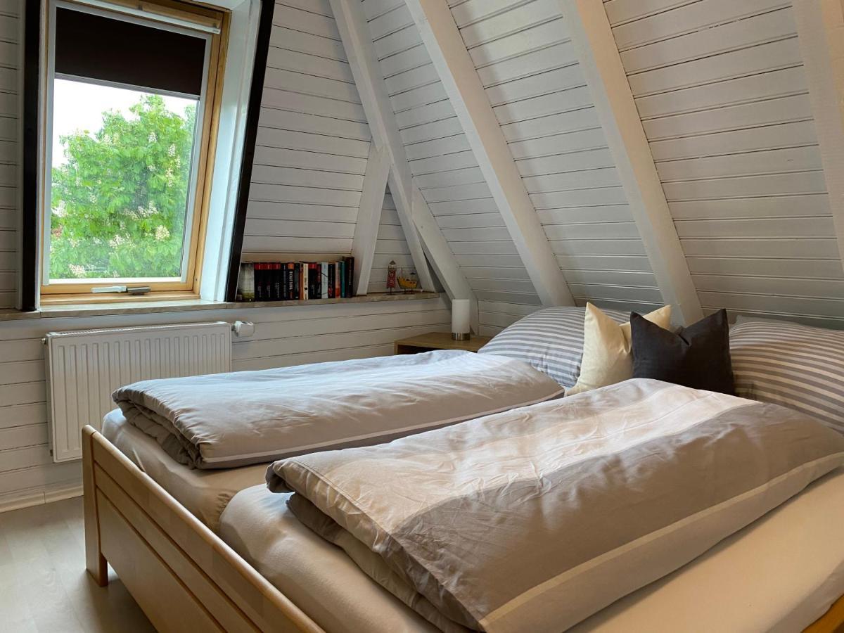 Ferienhaus Robbe Dorum Esterno foto